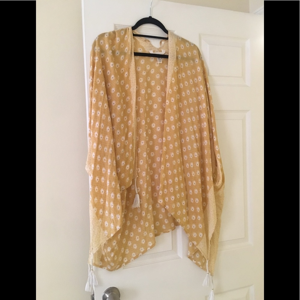 Lauren Conrad yellow kimono